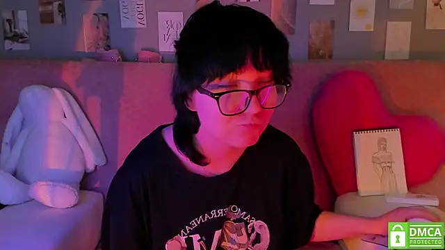 dreamgirllovee online show from 3, 3, 2025