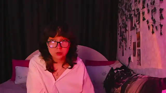 dreamgirllovee online show from 13, 9, 2025