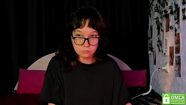 dreamgirllovee online show from 8, 11, 2025