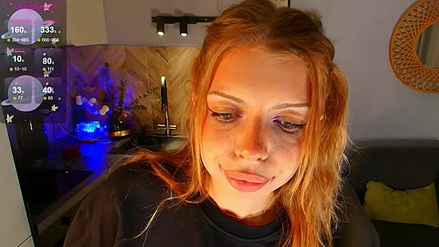 Snapshot of Hannah_Carr chatting on 18, 6, 2026 Hannah Carr online show from 18, 6, 2026