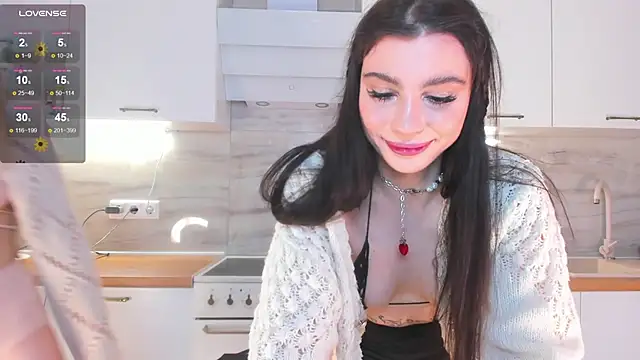 Hannah Carr online show from 27, 1, 2025