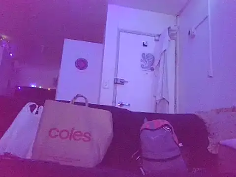 QueenMilf36 online show from 22, 12, 2024