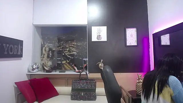 Snapshot of enderlis chatting on 18, 3, 2025 enderlis online show from 18, 3, 2025