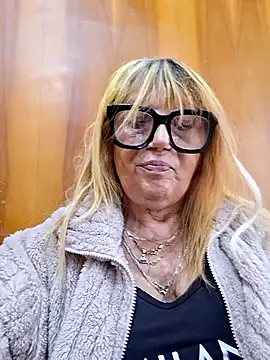 eva2023sexy online show from 6, 11, 2025