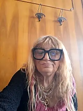 Snapshot of eva2023sexy chatting on 20, 5, 2026 eva2023sexy online show from 20, 5, 2026
