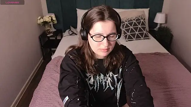 Snapshot of Peneloppa_Star chatting on 10, 11, 2025 Peneloppa Star online show from 10, 11, 2025