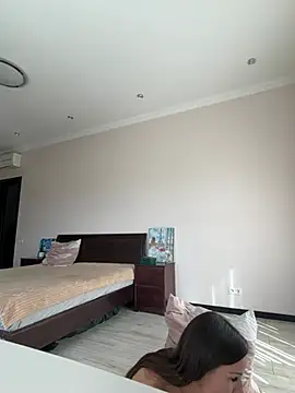 Hott Lolla online show from 6, 3, 2026