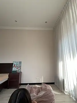 Hott Lolla online show from 4, 3, 2026