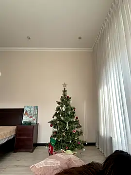 Hott Lolla online show from 15, 12, 2025