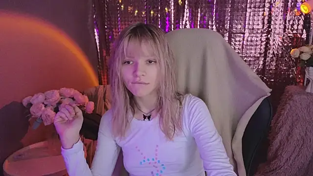 LitaBrom online show from 5, 3, 2026