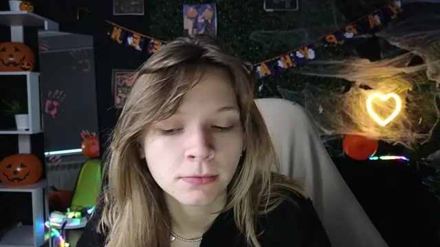 LitaBrom online show from 21, 10, 2025