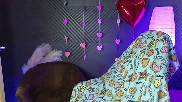 LitaBrom online show from 14, 2, 2025