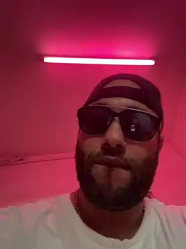 eljefedamino1994 online show from 15, 7, 2026