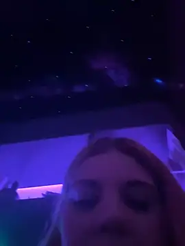 LenaundLeon online show from 15, 3, 2025