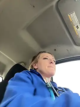 lezbean24 online show from 9, 2, 2026