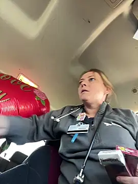 lezbean24 online show from 11, 2, 2026