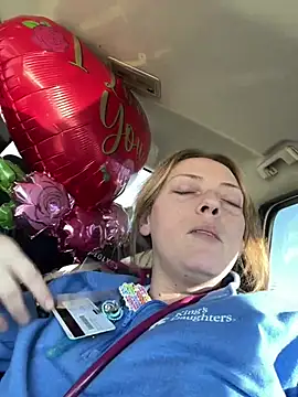 lezbean24 online show from 7, 2, 2026