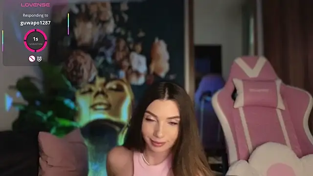 Snapshot of ReyaSophia chatting on 20, 2, 2026 ReyaSophia online show from 20, 2, 2026