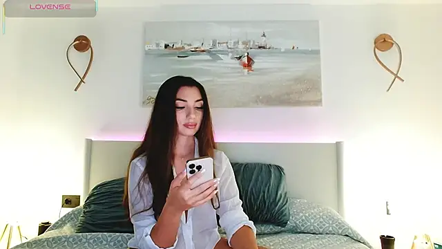 ReyaSophia online show from 20, 5, 2026