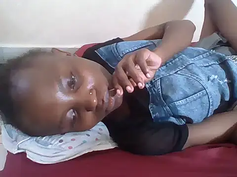 SexyNeedle22 online show from 5, 4, 2026