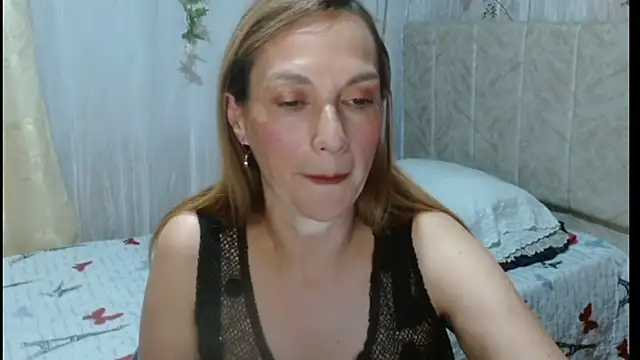 italagomez  online show from 13, 3, 2025