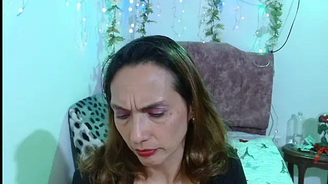 Snapshot of italagomez_ chatting on 6, 2, 2026 italagomez online show from 6, 2, 2026