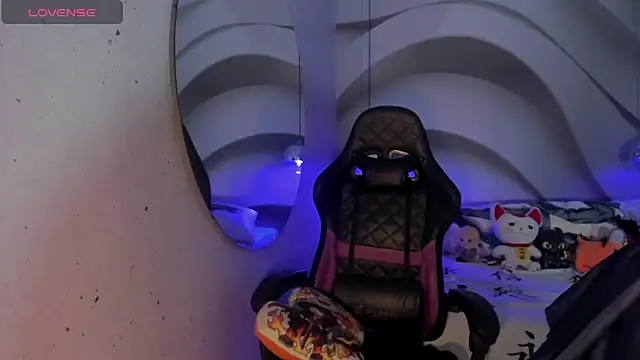 IamNayuta online show from 25, 9, 2025