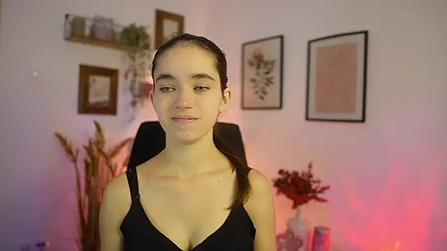 Gia Paige18 online show from 9, 10, 2025