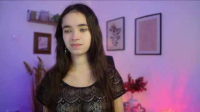 Gia Paige18 online show from 19, 10, 2025