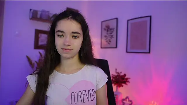 Gia Paige18 online show from 2, 11, 2025