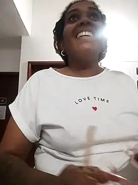 ELLA KELLY online show from 8, 11, 2025