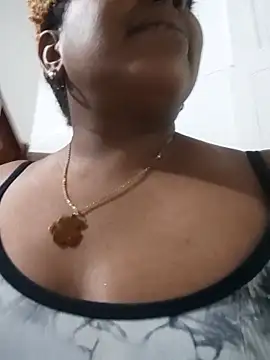 ELLA KELLY online show from 10, 4, 2026