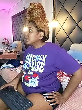 ELLA KELLY online show from 16, 4, 2026