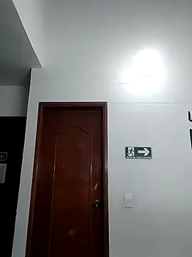 ELLA KELLY online show from 12, 11, 2025