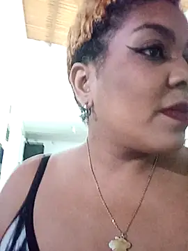 ELLA KELLY online show from 28, 4, 2026