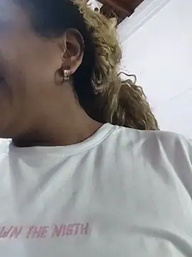 ELLA KELLY online show from 11, 11, 2025