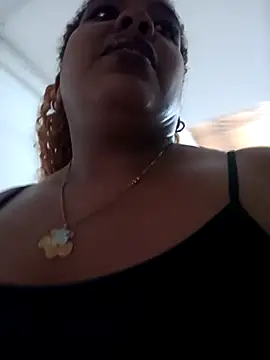 ELLA KELLY online show from 5, 5, 2026