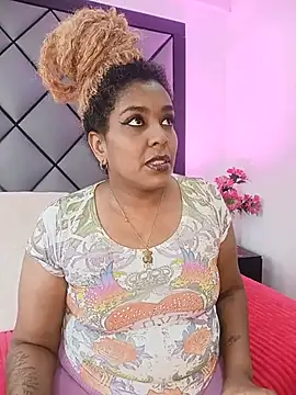 Snapshot of ELLA_KELLY chatting on 17, 6, 2026 ELLA KELLY online show from 17, 6, 2026