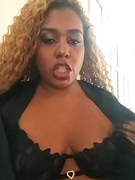 ELLA KELLY online show from 3, 2, 2026