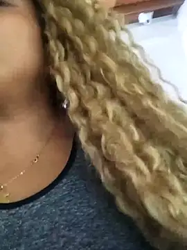 ELLA KELLY online show from 6, 2, 2026