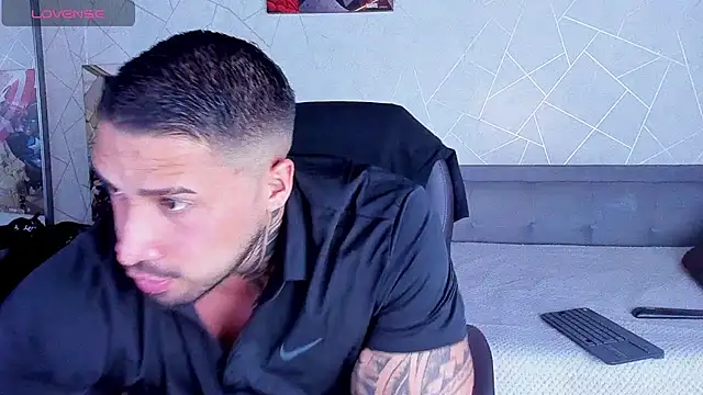 Snapshot of Cristian_Walker chatting on 10, 7, 2026 Cristian Walker online show from 10, 7, 2026