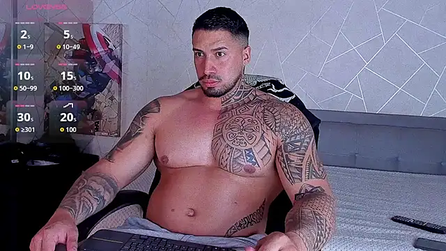 Snapshot of Cristian_Walker chatting on 4, 7, 2026 Cristian Walker online show from 4, 7, 2026