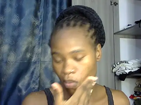 sweetblackbeauty001 online show from 25, 6, 2026