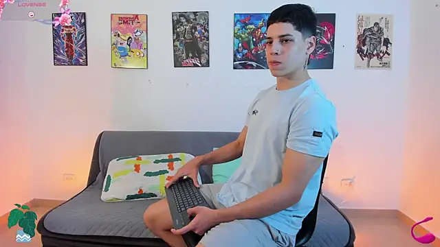 jonathanjoestar  online show from 21, 11, 2025