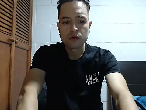 dimitriquiet05 online show from 21, 2, 2026