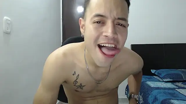 dimitriquiet05 online show from 7, 12, 2024