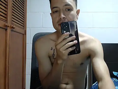 dimitriquiet05 online show from 19, 2, 2026