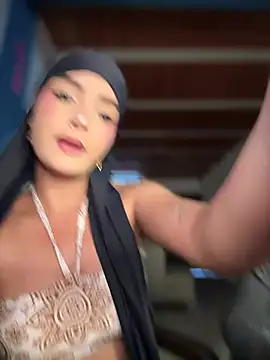 lalilamassu1 online show from 25, 2, 2026