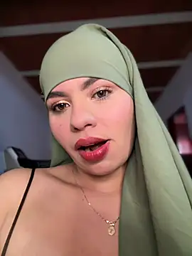 lalilamassu1 online show from 13, 2, 2026