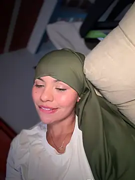 lalilamassu1 online show from 4, 3, 2026